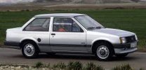 opel corsa sedan.jpg