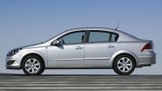 Opel-Astra-Sedan-2007-11-700x394.jpg